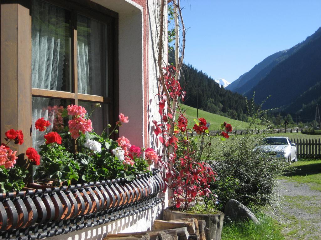 Apart Gletscherblick Hotel Kaunertal Buitenkant foto