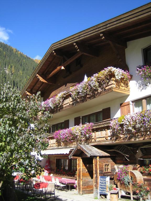 Apart Gletscherblick Hotel Kaunertal Buitenkant foto